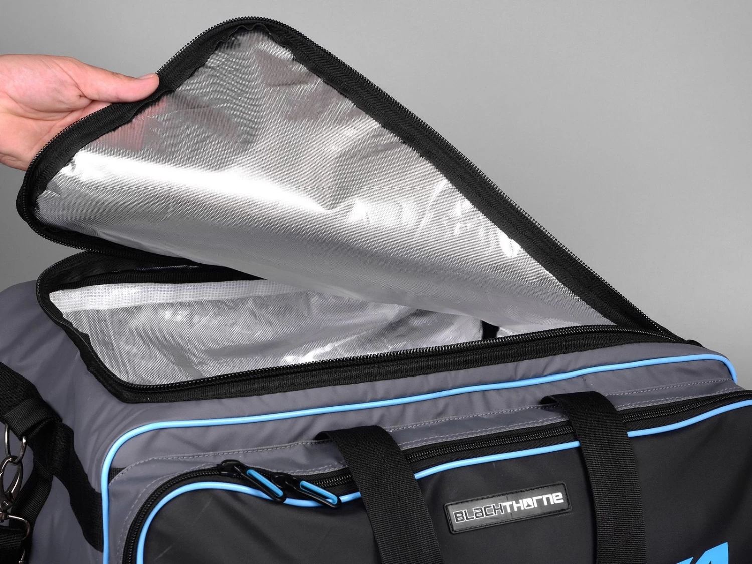 Cresta Blackthorne Cool Baitbag XL | 2 Vakken 4 Cresta Blackthorne Cool Baitbag XL | 2 Vakken - Afbeelding 2