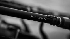 Korda Kaizen Platinum | 13ft | 4LB | Karper Hengel -Visaccessoires Verkoop korda kaizen platinum 13ft 4lb karper hengel 4