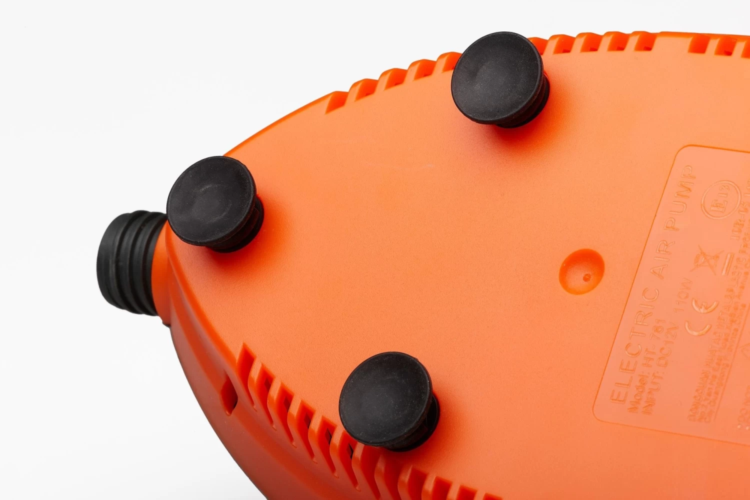 Savage Gear Boat Pump | 12v | 16psi | 1.1BAR 4 Savage Gear Boat Pump | 12v | 16psi | 1.1BAR - Afbeelding 2